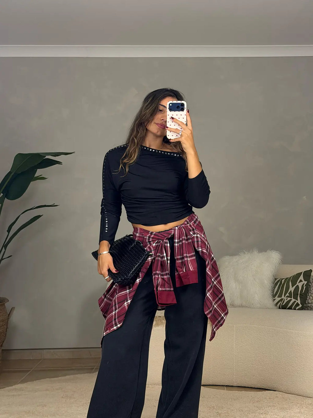 Camisola de Malha Preta com Tachas