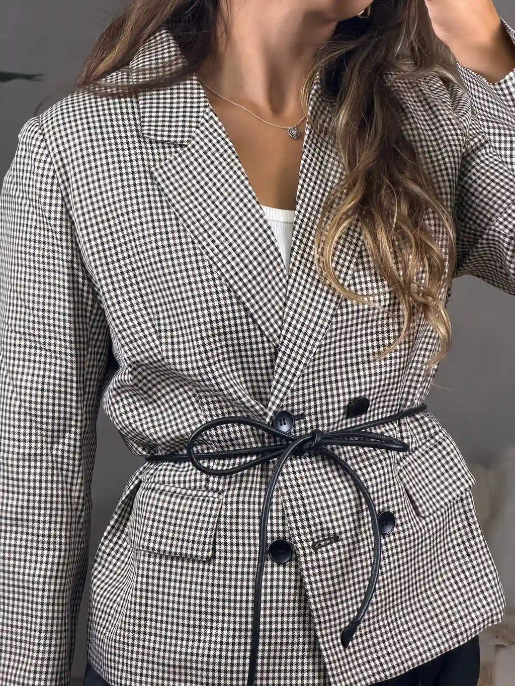 Blazer de Cuadros con Cinturón