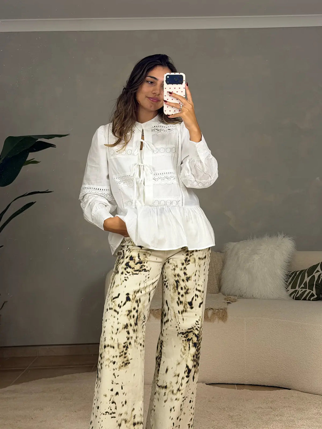 Blusa Blanca Romántica de Encaje
