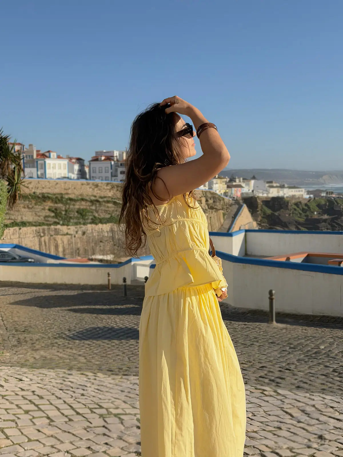 Conjunto Amarelo Top e Saia