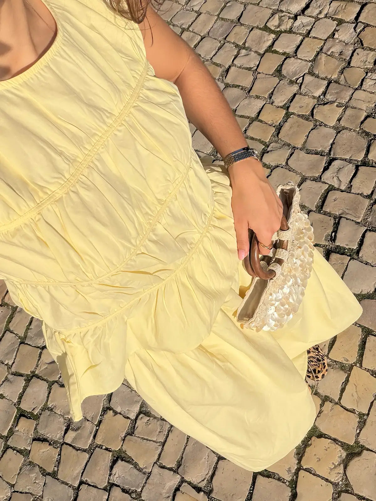 Conjunto Amarelo Top e Saia
