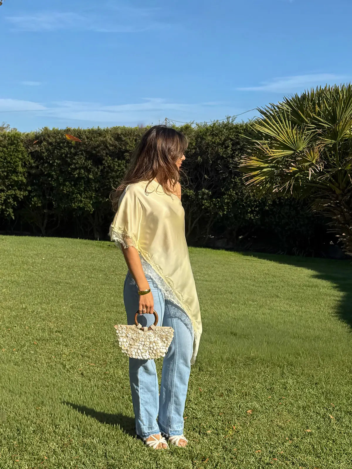 Top Assimétrico com Renda