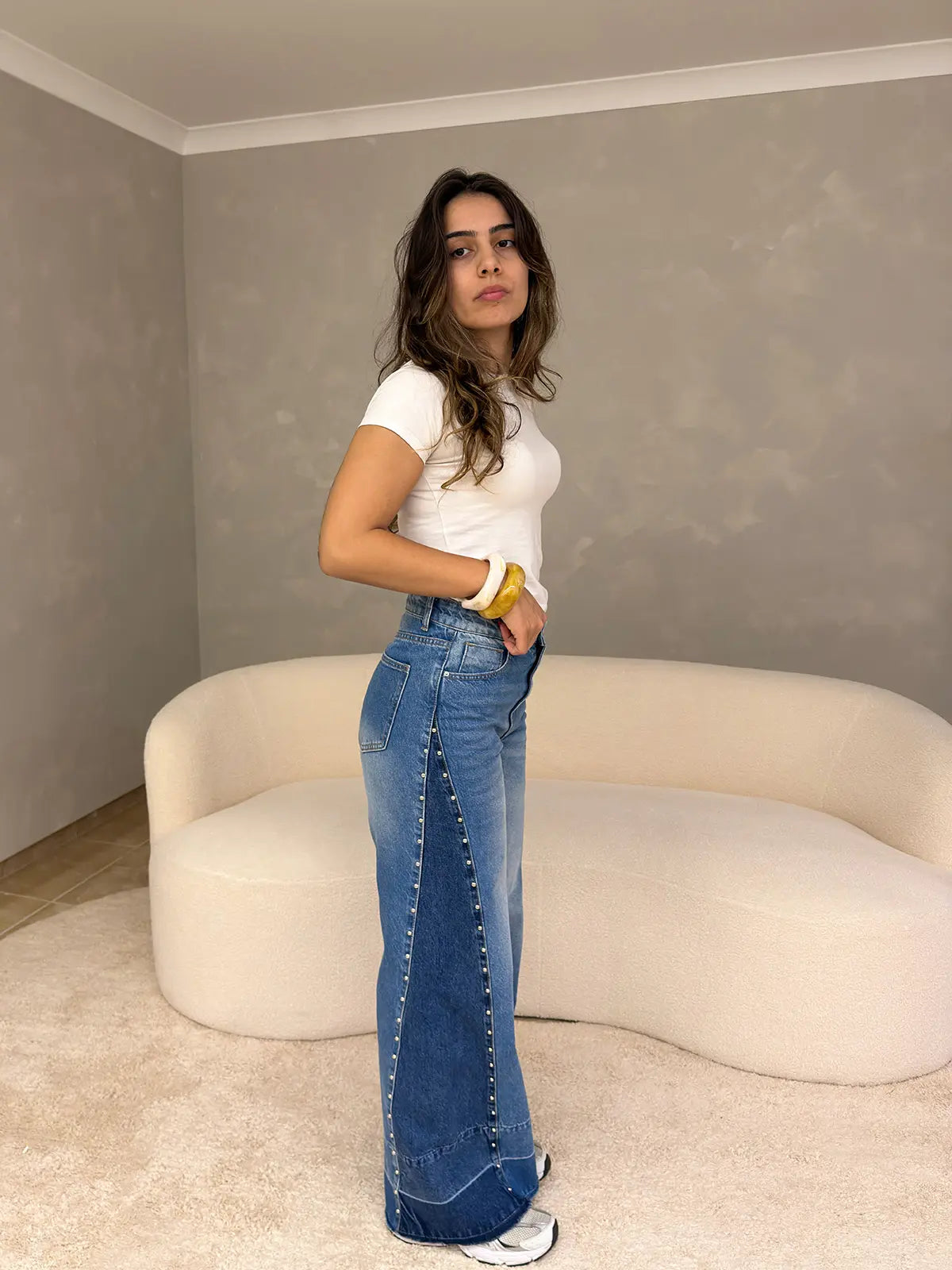 Jeans Wide Leg com Tachas