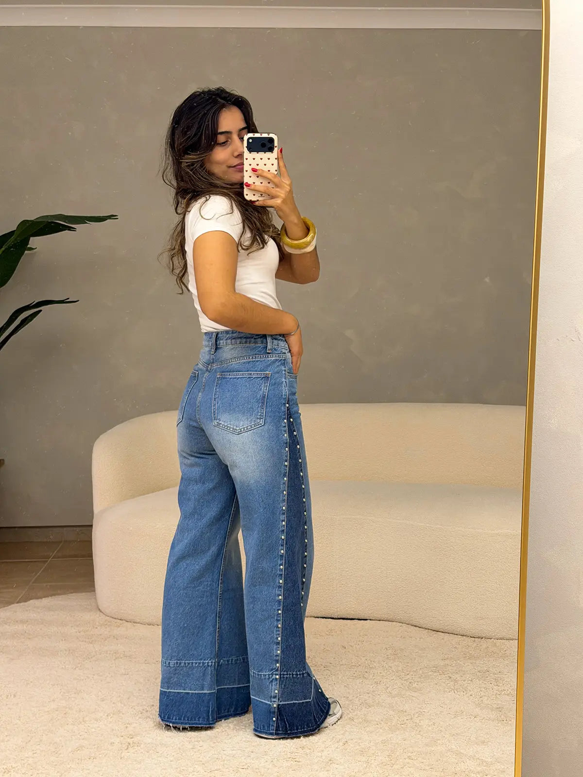 Jeans Wide Leg com Tachas