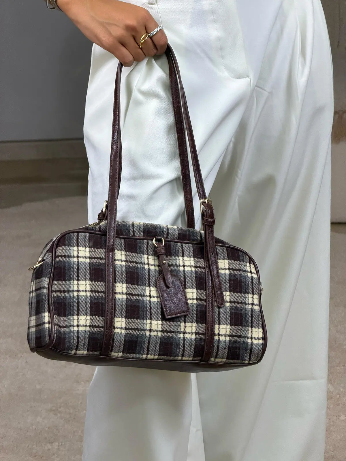 Shoulder Bag Padrão Tartã em Castanhao Chocolate
