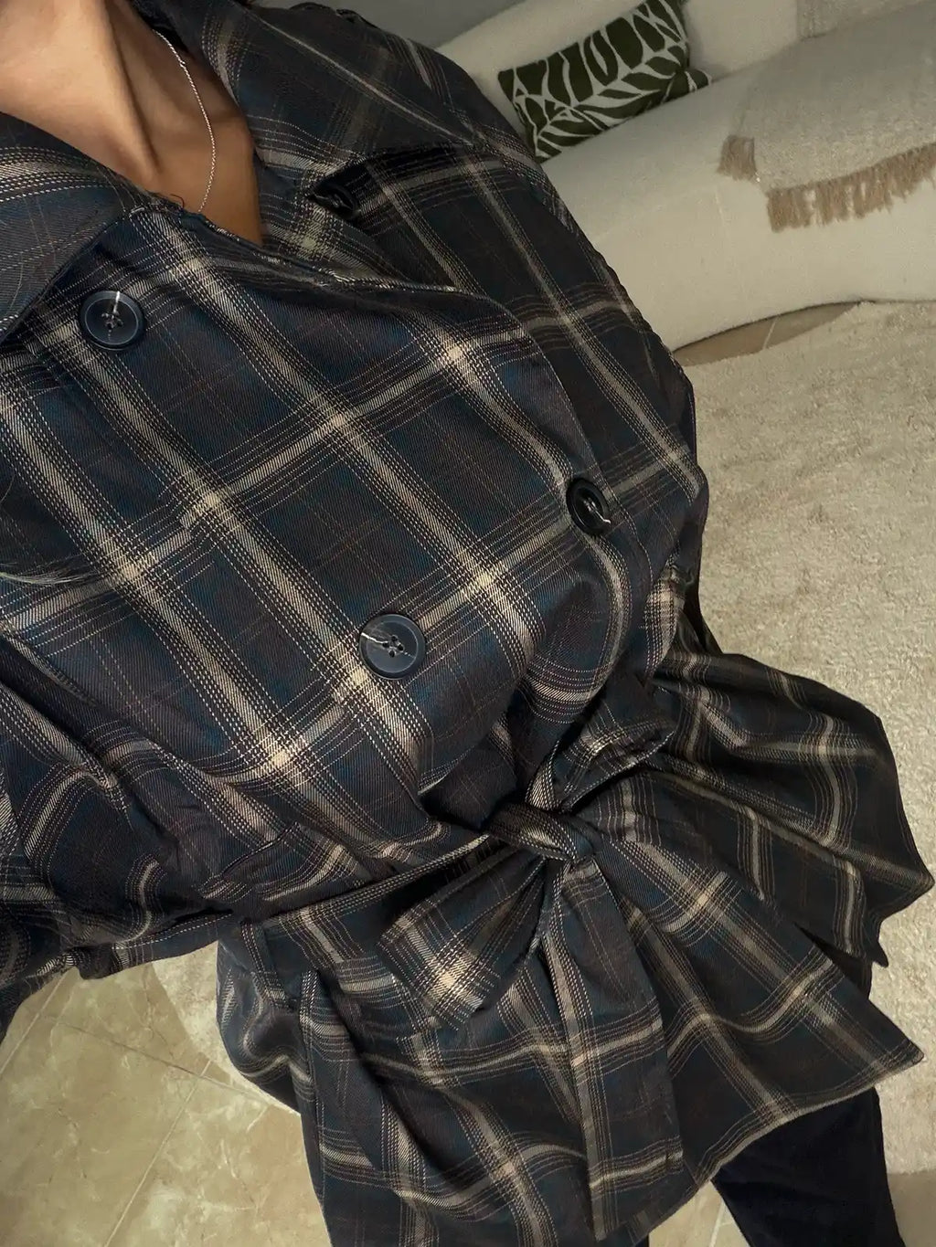 Trench Coat Padrão Vichy Castanho Chocolate com Cinto