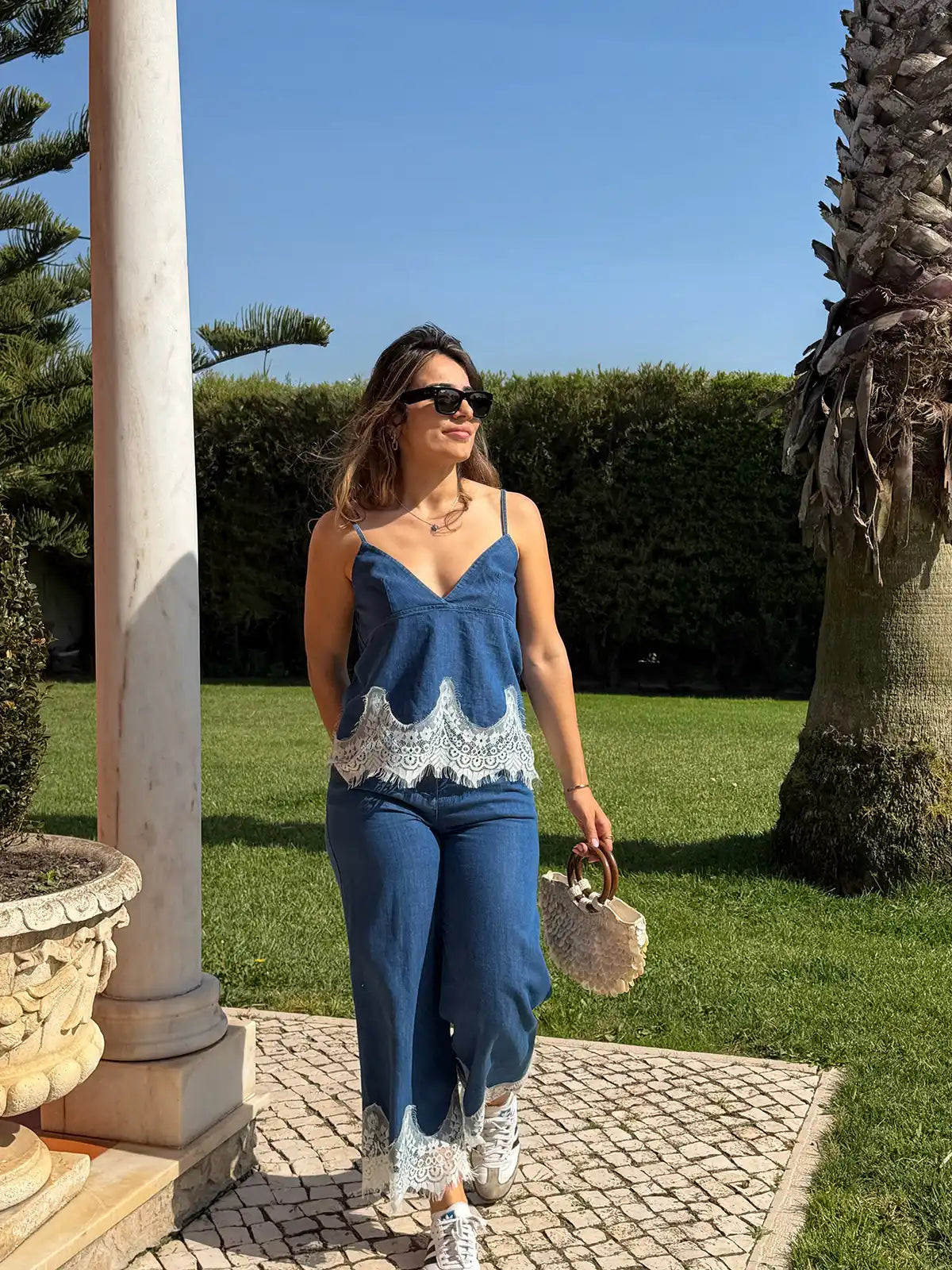 Calças de Ganga com Renda