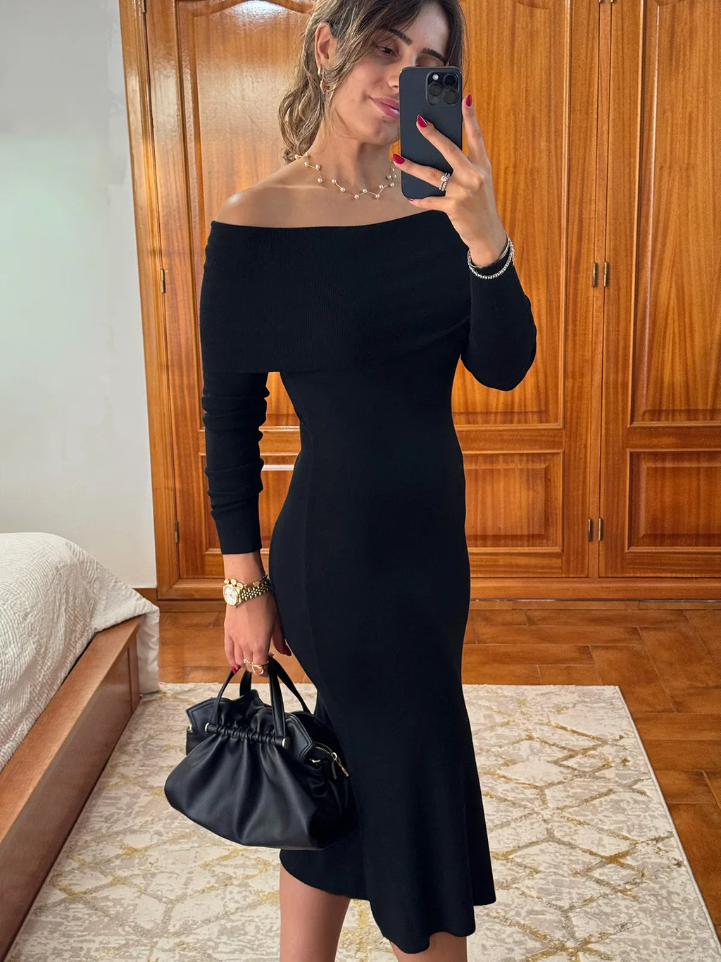 Vestido de Malha Off-the-shoulder