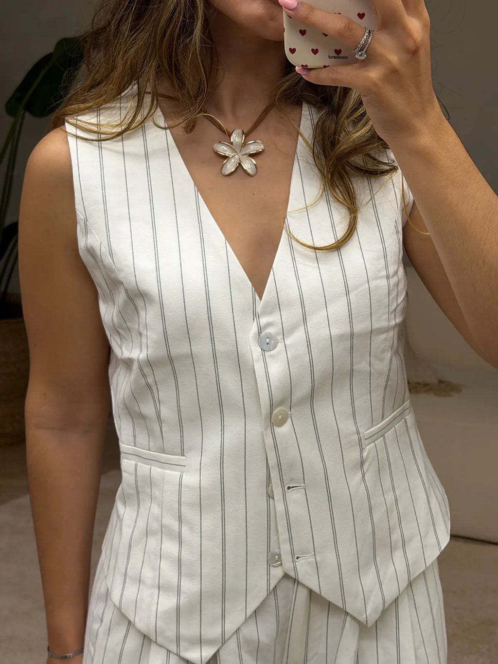 Conjunto Branco às Riscas